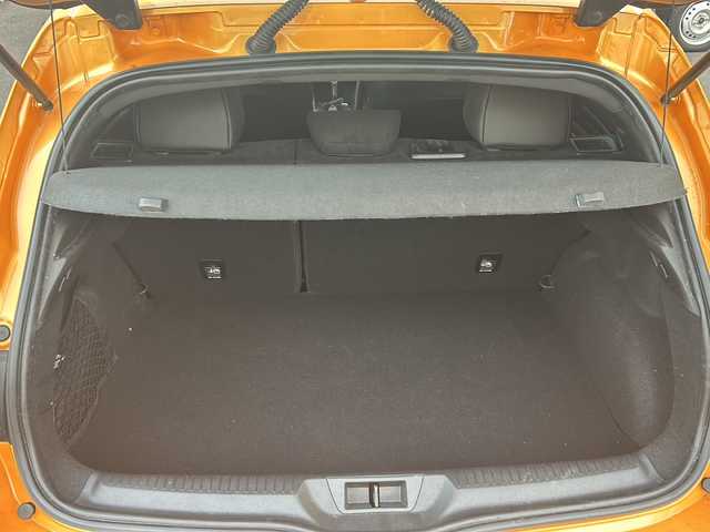 ルノー メガーヌ ルノー スポール 道央・札幌 2019(平31)年 3.7万km オレンジ RS/純正19インチAW/純正ディスプレイオーディオ/パドルシフト/パーキングアシスト/電動パーキング/ハンドルヒーター/シートヒーター/革巻きステアリング/ブラインドスポットモニター