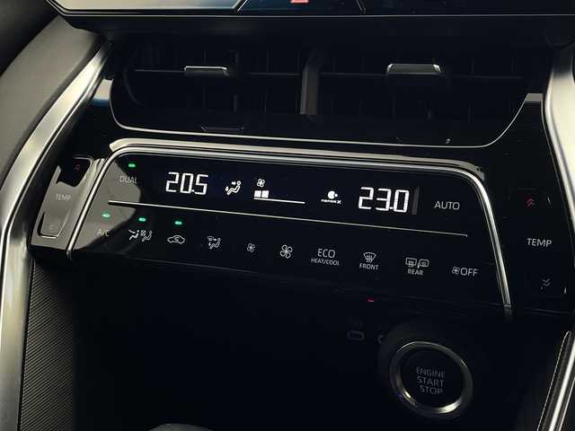 トヨタ ハリアー Z レザーパッケージ 岐阜県 2023(令5)年 3.9万km プレシャスブラックパール 純正SDナビ/FM/AM/BT/フルセグ/パノラミックビューモニター/デジタルインナーミラー/ビルトインETC2.0/レーダークルーズコントロール/レーンキープアシスト/プリクラッシュセーフティ/本革ステアリング/ステアリングヒーター/本革シート/シートヒーター/エアベンチレーション/パワーバックドア/メモリーシート/電子サイドブレーキ/MTモード付AT/LEDオートライト/オートマチックハイビーム/フォグランプ/スペアキー/タイプC/プッシュスタート