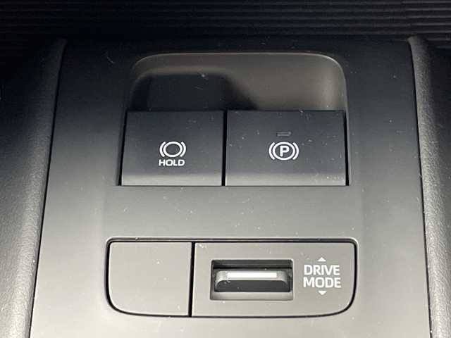 トヨタ ハリアー Z レザーパッケージ 岐阜県 2023(令5)年 3.9万km プレシャスブラックパール 純正SDナビ/FM/AM/BT/フルセグ/パノラミックビューモニター/デジタルインナーミラー/ビルトインETC2.0/レーダークルーズコントロール/レーンキープアシスト/プリクラッシュセーフティ/本革ステアリング/ステアリングヒーター/本革シート/シートヒーター/エアベンチレーション/パワーバックドア/メモリーシート/電子サイドブレーキ/MTモード付AT/LEDオートライト/オートマチックハイビーム/フォグランプ/スペアキー/タイプC/プッシュスタート