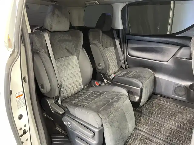 トヨタ アルファード S Aパッケージ 愛知県 2019(令1)年 7.5万km ホワイトパールクリスタルシャイン 純正１０インチナビ/（フルセグTV/AM/FM/Bluetooth）/衝突軽減ブレーキ/両側パワースライドドア/レーダークルーズコントロール/ビルトインETC/バックカメラ/ドライブレコーダー/コーナーセンサー/レーンキープアシスト/パーキングアシスト/プッシュスタート/スマートキー/純正フロアマット/純正18インチアルミホイール/オートライト