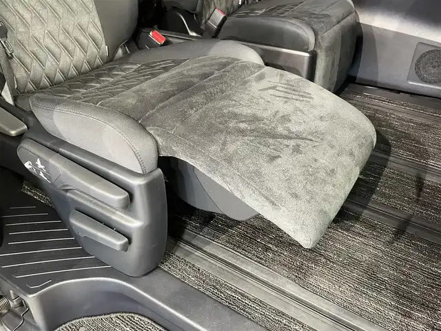 トヨタ アルファード S Aパッケージ 愛知県 2019(令1)年 7.5万km ホワイトパールクリスタルシャイン 純正１０インチナビ/（フルセグTV/AM/FM/Bluetooth）/衝突軽減ブレーキ/両側パワースライドドア/レーダークルーズコントロール/ビルトインETC/バックカメラ/ドライブレコーダー/コーナーセンサー/レーンキープアシスト/パーキングアシスト/プッシュスタート/スマートキー/純正フロアマット/純正18インチアルミホイール/オートライト