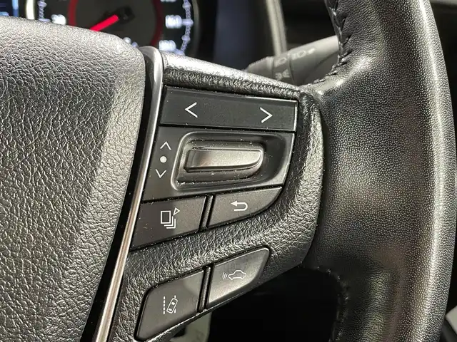 トヨタ アルファード S Aパッケージ 愛知県 2019(令1)年 7.5万km ホワイトパールクリスタルシャイン 純正１０インチナビ/（フルセグTV/AM/FM/Bluetooth）/衝突軽減ブレーキ/両側パワースライドドア/レーダークルーズコントロール/ビルトインETC/バックカメラ/ドライブレコーダー/コーナーセンサー/レーンキープアシスト/パーキングアシスト/プッシュスタート/スマートキー/純正フロアマット/純正18インチアルミホイール/オートライト