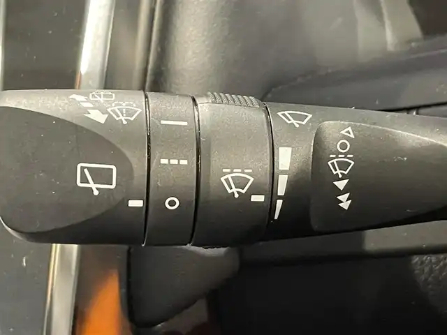 トヨタ アルファード S Aパッケージ 愛知県 2019(令1)年 7.5万km ホワイトパールクリスタルシャイン 純正１０インチナビ/（フルセグTV/AM/FM/Bluetooth）/衝突軽減ブレーキ/両側パワースライドドア/レーダークルーズコントロール/ビルトインETC/バックカメラ/ドライブレコーダー/コーナーセンサー/レーンキープアシスト/パーキングアシスト/プッシュスタート/スマートキー/純正フロアマット/純正18インチアルミホイール/オートライト