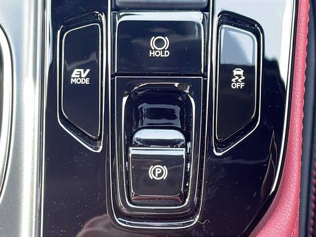 レクサス ＮＸ 350h Fスポーツ 三重県 2023(令5)年 1.8万km ホワイトノーヴァガラスフレーク メーカーオプション/・ムーンルーフ/・デジタルインナーミラー/・アクセサリーコンセント/レクサスチームメイト/・パノラミックビューモニター/・パーキングサポート/・緊急時操舵支援/・フロントクロストラフィックアラート/・レーンチェンジアシスト/三眼フルLEDヘッドランプ/・アダプティブハイビームシステム/・ヘッドランプクリーナー/・LEDコーナリングランプ/セーフティシステムプラス/・プリクラッシュセーフティ/・レーンディパーチャーアラート/・レーントレーシングアシスト/・レーダークルーズコントロール/・ロードサインアシスト/・発進遅れ告知機能/・ドライバー異常時対応システム/・プロアクティブドライビングアシスト/BSM/パーキングサポートブレーキ/純正14型ディスプレイオーディオプラス/【ナビ/フルセグ/BT/USB/Miracast】/ビルトインETC2.0/前後ドライブレコーダー/パドルシフト/HUD/パワーバックドア/レザーシート/D/N席パワーシート/D/N席シートベンチレーション/D/N席シートヒーター/ステアリングヒーター/プッシュスタート/スマートキー/フロアマット