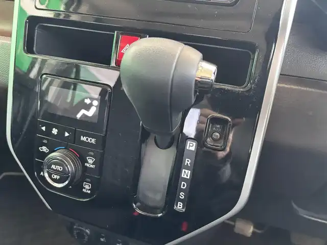 トヨタ タンク G コージーエディション 京都府 2020(令2)年 3.9万km パールホワイトⅢ ワンオーナー車/スマートアシスト3/・衝突回避支援ブレーキ機能/・衝突警報機能/・車線逸脱警報機能/・オートハイビーム/純正メモリーナビ、地デジ、Bluetooth/バックカメラ/前席シートヒーター/ドライブレコーダー/ビルトインETC/LEDヘッドランプ/フォグランプ