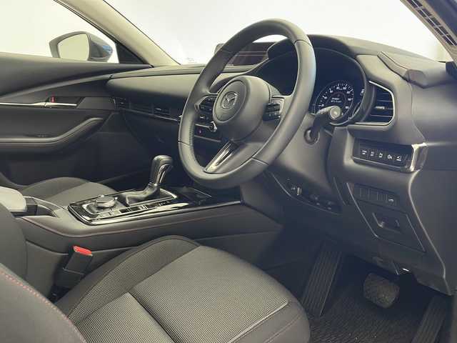 マツダ ＣＸ－３０ 20S ブラックトーンED 沖縄県 2024(令6)年 2万km プラチナクォーツメタリック ワンオーナー/純正ナビ　/フルセグTV/ＢＴ接続　/アラウンドビューモニター　/ＨＤＭＩ　/ＵＳＢポート　/置くだけ充電/前後ドライブレコーダー　/前後クリアランスソナー　/パワーバックドア　/オートブレーキホールド　/レーダークルーズコントロール/ＬＥＤオートライト　/純正１８インチアルミワンオーナー