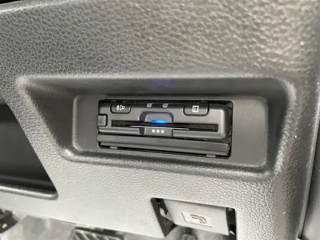 スズキ スペーシア HYBRID X 石川県 2019(平31)年 7.1万km 黒 社外メモリーナビ/フルセグTV/バックカメラ/LEDヘッドライト/ETC/両側パワースライドドア/スマートキー/プッシュスタート/シートヒーター/電動ミラー/レーダーブレーキ/コーナーセンサー/ABS/オートエアコン/オートライト