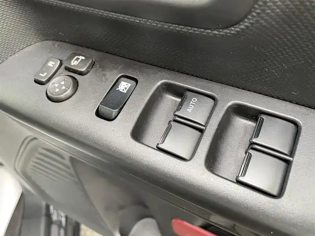 スズキ スペーシア HYBRID X 石川県 2019(平31)年 7.1万km 黒 社外メモリーナビ/フルセグTV/バックカメラ/LEDヘッドライト/ETC/両側パワースライドドア/スマートキー/プッシュスタート/シートヒーター/電動ミラー/レーダーブレーキ/コーナーセンサー/ABS/オートエアコン/オートライト