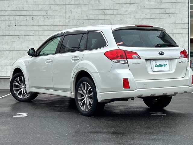 スバル アウトバック 2．5iアイサイト SパケLTD 長野県 2012(平24)年 7.1万km サテンホワイトパール ・純正7インチメモリーナビゲーション/CD DVD フルセグTV Bluetooth/・ETC/・サンルーフ/・アイサイト/・クルーズコントロール/・パドルシフト/・HIDヘッドライト/・オートライト/・フォグライト/・純正18インチアルミホイール/・パワーシート(D/N)/・ハーフレザー調シート/・横滑り防止装置/・スマートキー/・エンジンプッシュスタート/・フロアマット/・ウィンカーミラー/・電動格納ミラー