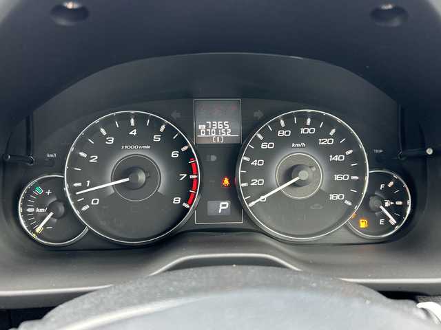 スバル アウトバック 2．5iアイサイト SパケLTD 長野県 2012(平24)年 7.1万km サテンホワイトパール ・純正7インチメモリーナビゲーション/CD DVD フルセグTV Bluetooth/・ETC/・サンルーフ/・アイサイト/・クルーズコントロール/・パドルシフト/・HIDヘッドライト/・オートライト/・フォグライト/・純正18インチアルミホイール/・パワーシート(D/N)/・ハーフレザー調シート/・横滑り防止装置/・スマートキー/・エンジンプッシュスタート/・フロアマット/・ウィンカーミラー/・電動格納ミラー