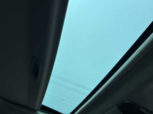 スバル アウトバック 2．5iアイサイト SパケLTD 長野県 2012(平24)年 7.1万km サテンホワイトパール ・純正7インチメモリーナビゲーション/CD DVD フルセグTV Bluetooth/・ETC/・サンルーフ/・アイサイト/・クルーズコントロール/・パドルシフト/・HIDヘッドライト/・オートライト/・フォグライト/・純正18インチアルミホイール/・パワーシート(D/N)/・ハーフレザー調シート/・横滑り防止装置/・スマートキー/・エンジンプッシュスタート/・フロアマット/・ウィンカーミラー/・電動格納ミラー