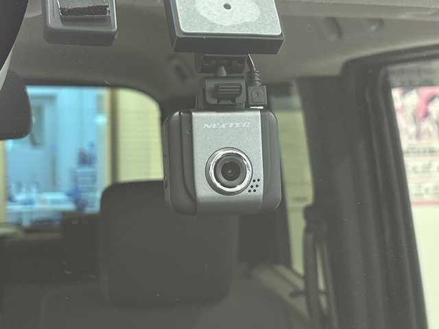 ホンダ Ｎ ＢＯＸ カスタム 岐阜県 2025(令7)年 0.1千km スマートブラック ディスプレイオーディオ/プッシュスタート/スマートキー/ウインカーミラー/ETC/USB入力端子/Bluetooth/片側パワースライドドア/レーンキープアシスト/LEDヘッドライト/サイドバイザー/オートライト/衝突軽減システム/コーナーセンサー前後/バックモニター/シートヒーター/前方ドラレコ