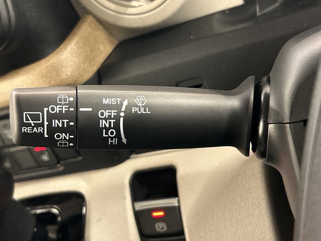 ホンダ Ｎ ＢＯＸ カスタム 岐阜県 2025(令7)年 0.1千km スマートブラック ディスプレイオーディオ/プッシュスタート/スマートキー/ウインカーミラー/ETC/USB入力端子/Bluetooth/片側パワースライドドア/レーンキープアシスト/LEDヘッドライト/サイドバイザー/オートライト/衝突軽減システム/コーナーセンサー前後/バックモニター/シートヒーター/前方ドラレコ