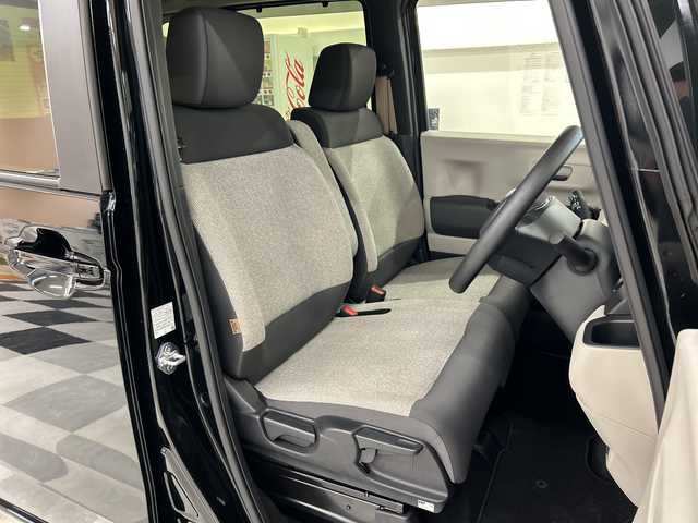 ホンダ Ｎ ＢＯＸ カスタム 岐阜県 2025(令7)年 0.1千km スマートブラック ディスプレイオーディオ/プッシュスタート/スマートキー/ウインカーミラー/ETC/USB入力端子/Bluetooth/片側パワースライドドア/レーンキープアシスト/LEDヘッドライト/サイドバイザー/オートライト/衝突軽減システム/コーナーセンサー前後/バックモニター/シートヒーター/前方ドラレコ