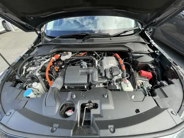 ホンダ ヴェゼル ハイブリッド e:HEV X 岐阜県 2022(令4)年 4.1万km メテオロイドグレーメタリック ワンオーナー/4WD/純正ディスプレイオーディオ/【CD.AM/FMラジオ．ワンセグテレビ】/ホンダセンシング/コーナーセンサー/クルーズコントロール追従走行有/パドルシフト/スマートキー/ETC/バックカメラ/ダウンヒルアシストコントロール/純正アルミホイール/LEDヘッドライト/横滑り防止装置/ウィンカーミラー/保証書/取扱説明書/スペアキー