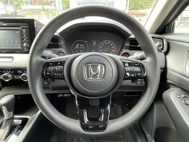 ホンダ ヴェゼル ハイブリッド e:HEV X 岐阜県 2022(令4)年 4.1万km メテオロイドグレーメタリック ワンオーナー/4WD/純正ディスプレイオーディオ/【CD.AM/FMラジオ．ワンセグテレビ】/ホンダセンシング/コーナーセンサー/クルーズコントロール追従走行有/パドルシフト/スマートキー/ETC/バックカメラ/ダウンヒルアシストコントロール/純正アルミホイール/LEDヘッドライト/横滑り防止装置/ウィンカーミラー/保証書/取扱説明書/スペアキー