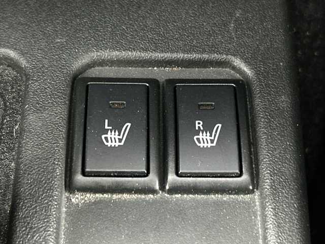 スズキ ジムニー XL 愛知県 2020(令2)年 2.3万km ミディアムグレー 禁煙車/４WD/ターボ/純正８インチナビ/（CD/DVD/Bluetooth/SD)/フロントカメラ/タフレックルーフキャリア/シーエルリンク製２インチリフトアップ/シーエルリンク製フロント・リアバンパー/シーエルリンク製グリル/スロットルコントローラー/スズキセーフティサポート/・衝突軽減ブレーキ/・レーンキープアシスト/・オートマチックハイビーム/ETC/前席シートヒーター/ダウンヒルアシスト/１７インチアルミホイール/スマートキー/スペアキー１本/プッシュスタート/LEDヘッドライト/フロントフォグランプ/オートライト/フロアマット/横滑り防止装置