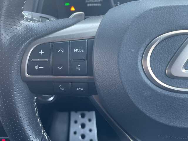 レクサス ＲＸ 300 Fスポーツ 高知県 2020(令2)年 3.3万km グラファイトブラックガラスフレーク 12.3インチタッチワイドディスプレイ＆リモートタッチ（タッチパッド式）/・ナビゲーションシステム/・CD/DVD/TV/BT/AUX/リヤビューカメラ/３６０°カメラ/プリクラッシュセーフティ/ヘッドアップディスプレイ/レーダークルーズコントロール/ブレーキアシスト/運転席/助手席シートヒーター/運転席/助手席ベンチレーション/ハンドルヒーター/ドライブモードセレクトスイッチ/ドライブレコーダー/ETC2.0/パドルシフト/純正アルミホイール２０インチ