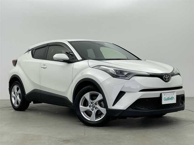 トヨタ Ｃ－ＨＲ S－T LEDパッケージ 富山県 2019(令1)年 3万km ホワイトパールクリスタルシャイン 4WD/純正ナビ/CD/DVD/BT/SD/フルセグTV/バックカメラ/ETC/ドライブレコーダー/レーダークルーズコントロール/衝突軽減ブレーキ/レーンキープアシスト/横滑り防止装置/スマートキー/スペアキー有/オートLEDライト/純正17インチアルミホイール/純正フロアマット/保証書/取扱説明書