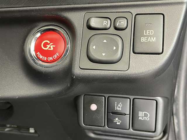 トヨタ アクア G G’s 埼玉県 2016(平28)年 7.3万km グレーメタリック 純正ナビ　バックカメラ　ビルトインＥＴＣ２．０　全方位ドライブレコーダー　レーダークルーズコントロール　Ｇｓ専用ハンドル　アルミ　シート　純正フロアマット　ＣＤ　ＤＶＤ　Ｂｌｕｅｔｏｏｔｈ　地デジＴＶ
