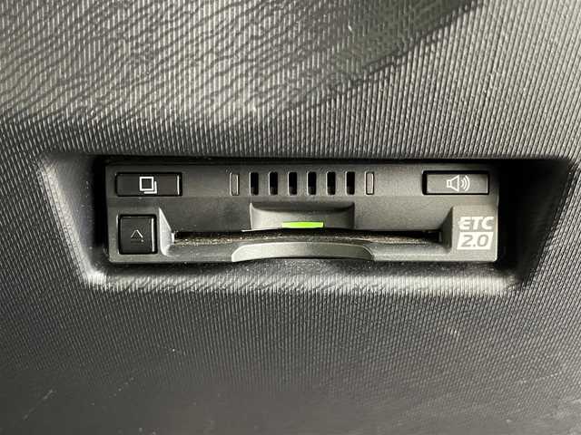 トヨタ アクア G G’s 埼玉県 2016(平28)年 7.3万km グレーメタリック 純正ナビ　バックカメラ　ビルトインＥＴＣ２．０　全方位ドライブレコーダー　レーダークルーズコントロール　Ｇｓ専用ハンドル　アルミ　シート　純正フロアマット　ＣＤ　ＤＶＤ　Ｂｌｕｅｔｏｏｔｈ　地デジＴＶ