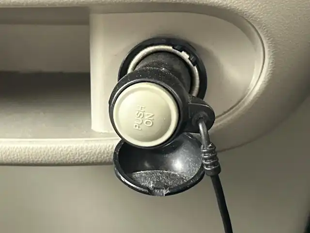 ダイハツ タント X ターボ SA 愛知県 2015(平27)年 5.1万km ブラックマイカメタリック 禁煙車/純正7インチナビ/（CD/DVD/Bluetooth/フルセグTV/SD)/衝突軽減ブレーキ/ETC/パワースライドドア/アイドリングストップ/スマートキー/プッシュスタート/純正フロアマット/横滑り防止装置/オートエアコン/LEDヘッドライト/フロントフォグランプ
