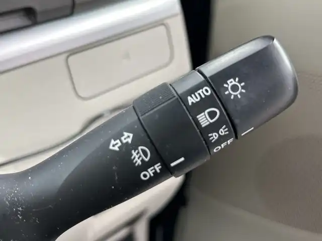 ダイハツ タント X ターボ SA 愛知県 2015(平27)年 5.1万km ブラックマイカメタリック 禁煙車/純正7インチナビ/（CD/DVD/Bluetooth/フルセグTV/SD)/衝突軽減ブレーキ/ETC/パワースライドドア/アイドリングストップ/スマートキー/プッシュスタート/純正フロアマット/横滑り防止装置/オートエアコン/LEDヘッドライト/フロントフォグランプ