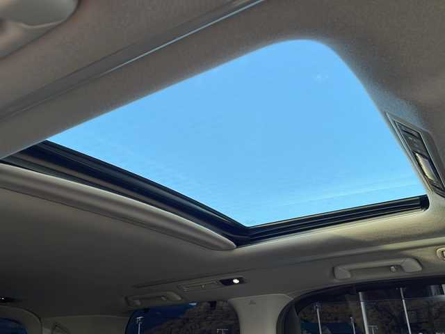 トヨタ アルファード S Cパッケージ 福岡県 2021(令3)年 4.4万km ホワイトノーヴァガラスフレーク 純正9型メモリナビ/フルセグＴＶ/Bluetooth/CD/DVD/サンルーフ/モデリスタエアロ/バックカメラ/フリップダウンモニター/デジタルインナーミラー/前席パワーシート/シートヒーター/エアーシート/オットマン/両側パワースライドドア/ステアリングヒーター/ビルトインETC/LEDヘッドライト/LEDフォグランプ