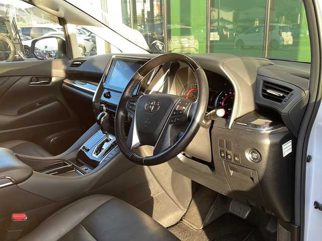 トヨタ アルファード S Cパッケージ 福岡県 2021(令3)年 4.4万km ホワイトノーヴァガラスフレーク 純正9型メモリナビ/フルセグＴＶ/Bluetooth/CD/DVD/サンルーフ/モデリスタエアロ/バックカメラ/フリップダウンモニター/デジタルインナーミラー/前席パワーシート/シートヒーター/エアーシート/オットマン/両側パワースライドドア/ステアリングヒーター/ビルトインETC/LEDヘッドライト/LEDフォグランプ