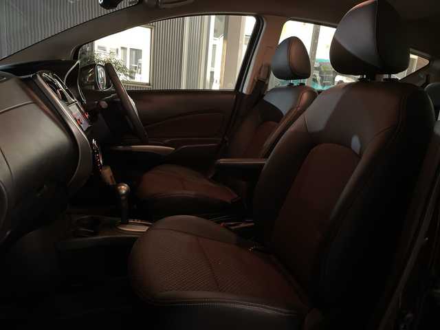 日産 ノート メダリスト エマージェンシーB 埼玉県 2015(平27)年 4.5万km インペリアルアンバーP エマージェンシーブレーキ/アラウンドビューモニター/HIDオートライト/ハーフレザーシート/純正15インチAW/プッシュスタート/禁煙車