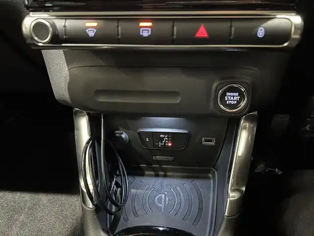 シトロエン シトロエン Ｃ３ エアクロス シャイン ブルーHDi 愛知県 2023(令5)年 5.1万km グレーⅡ Apple car play/社外地デジチューナー/置くだけ充電/ブラインドスポットモニター/純正ディスプレイオーディオ/社外前後ドライブレコーダー/プッシュスタート/バックモニター/クルーズコントロール/ETC