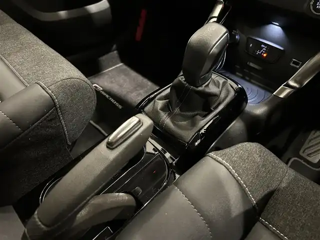 シトロエン シトロエン Ｃ３ エアクロス シャイン ブルーHDi 愛知県 2023(令5)年 5.1万km グレーⅡ Apple car play/社外地デジチューナー/置くだけ充電/ブラインドスポットモニター/純正ディスプレイオーディオ/社外前後ドライブレコーダー/プッシュスタート/バックモニター/クルーズコントロール/ETC