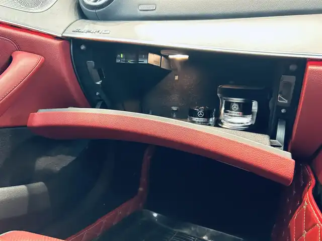 メルセデス・ベンツ ＣＬＳ２２０ｄ スポーツ エクスクルーシブPKG 大阪府 2018(平30)年 3.1万km ダイヤモンドホワイト レーダーセーフティ/サンルーフ/赤黒革/メモリ付きパワーシート/エアシートヒーター/純正ナビ/TV/360度カメラ/applecarplay/ACC/HUD/ブラインドスポット/純正19インチAW/LEDヘッドライト/アンビエントライト/ブルメスター/電動リアゲート