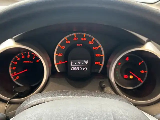 ホンダ フィット G ハイウェイ エディション 埼玉県 2009(平21)年 8.9万km ブリリアントスカイメタリック 純正ナビ/　　CD/AUX/ETC/リモコンキー/禁煙車