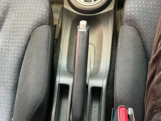 ホンダ フィット G ハイウェイ エディション 埼玉県 2009(平21)年 8.9万km ブリリアントスカイメタリック 純正ナビ/　　CD/AUX/ETC/リモコンキー/禁煙車