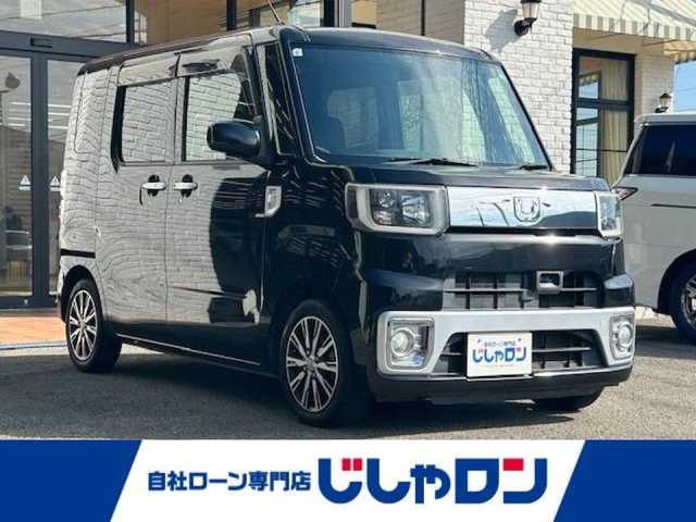 ダイハツ ウェイク X ファインセレクション SA 高知県 2015(平27)年 9.9万km ブラックマイカメタリック (株)IDOMが運営する【じしゃロン高知店】の自社ローン専用車両になります。こちらは現金またはオートローンご利用時の価格です。自社ローンご希望の方は別途その旨お申付け下さい/社外ＳＤナビ/（AM/FM/CD/DVD/BT)/バックカメラ　/フルセグＴＶ　/ＥＴＣ　/スマートキー　/スペアキー　/片側パワースライドドア　/ＬＥＤヘッドライト　/オートライト　/純正フロアマット　/衝突安全軽減ブレーキ　/電動格納ミラー