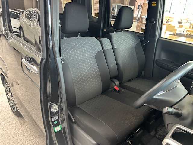 ダイハツ ウェイク X ファインセレクション SA 高知県 2015(平27)年 9.9万km ブラックマイカメタリック (株)IDOMが運営する【じしゃロン高知店】の自社ローン専用車両になります。こちらは現金またはオートローンご利用時の価格です。自社ローンご希望の方は別途その旨お申付け下さい/社外ＳＤナビ/（AM/FM/CD/DVD/BT)/バックカメラ　/フルセグＴＶ　/ＥＴＣ　/スマートキー　/スペアキー　/片側パワースライドドア　/ＬＥＤヘッドライト　/オートライト　/純正フロアマット　/衝突安全軽減ブレーキ　/電動格納ミラー