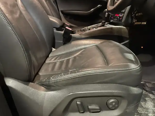 アウディ Ｑ５ 2．0 TFSI クワトロ 愛知県 2010(平22)年 9.2万km ファントムブラックパールエフェクト 純正メモリナビ/バックカメラ/フルセグTV/Bluetooth/クルーズコントロール/黒革シート/シートヒーター/メモリ付きパワーシート/アドバンストキー/パワーバックドア/HIDヘッドライト/純正18インチAW/保証書/取説/スペアキー