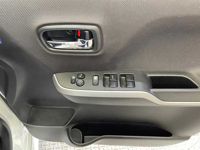 スズキ ソリオ HV MX 岩手県 2018(平30)年 5.8万km ピュアホワイトP ４WD/左側パワースライドドア/オートエアコン/横滑り防止装置/アイドリングストップ/純正KENWOODナビ/（CD/DVD/フルセグ/SD/USB/Bluetooth）/ETC/前席シートヒーター/ヘッドライトレベライザー/イモビライザー/電動格納ミラー/純正フロアマット/社外15インチアルミホイール/スペアキー/再度エアバッグ