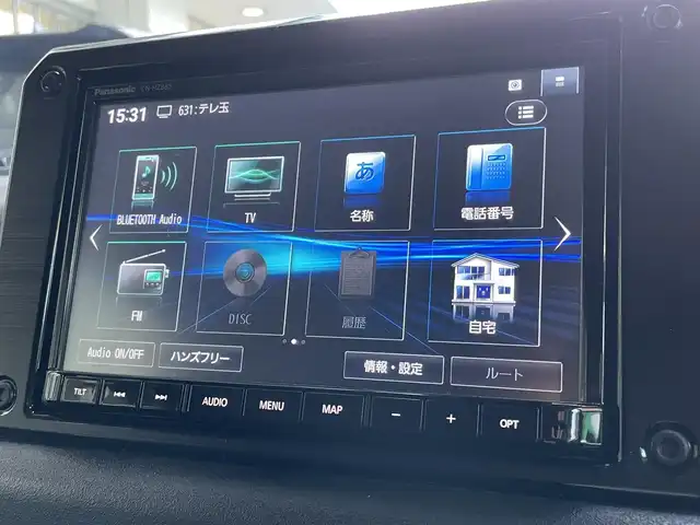 スズキ ジムニー シエラ JC 大分県 2023(令5)年 1.3万km ピュアホワイトP ワンオーナー/純正8型SDナビ【CN-HZ885】/(CD/DVD/フルセグTV/SD/USB/Bluetooth)/バックカメラ/セーフティーサポート/・デュアルセンサーブレーキサポート/・誤発進抑制機能/・ふらつき警報機能/・先行者発進お知らせ機能/・標識認識機能/・ハイビームアシスト/クルーズコントロール/レーンキープアシスト/前席シートヒーター/純正フロアマット/スペアキー×1/ビルトインETC/取扱説明書/新車時保証書