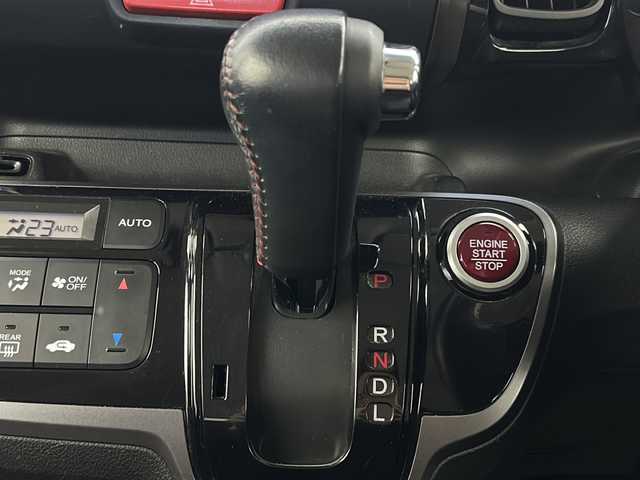 ホンダ Ｎ ＢＯＸ 2トーン カスタム G Lパッケージ 宮城県 2015(平27)年 8.4万km プレミアムベルベットパープル・パール 禁煙車/あんしんパッケージ/・シティブレーキアクティブシステム/・サイドエアバック/両側パワースライドドア/純正SDナビ/・CD.DVD.SD.BT/フルセグTV/バックモニター/オートライト/ETC/社外ドライブレコーダー（FR）/HIDヘッドライト/フォグランプ/プッシュスタート/スマートキー2個/後席ロールサンシェード/純正15インチアルミホイール/純正フロアマット