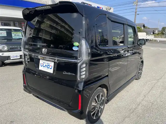 ホンダ Ｎ ＢＯＸ カスタム G L ホンダセンシング 兵庫県 2017(平29)年 10.3万km クリスタルブラックパール 禁煙車/ホンダセンシング/・衝突軽減ブレーキ〈CMBS〉/・誤発進抑制機能/・後方誤発進抑制機能/・歩行者事故低減ステアリング/・路外逸脱抑制機能/・ACC〈アダプティブ・クルーズ・コントロール〉/・LKAS〈車線維持支援システム〉/・オートハイビーム/・先行車発進お知らせ機能、標識認識機能/社外ナビ/・AVN138M/・CD/ワンセグ/バックカメラ/左側パワースライドドア/スペアキー/LEDヘッドライト/ビルトインETC