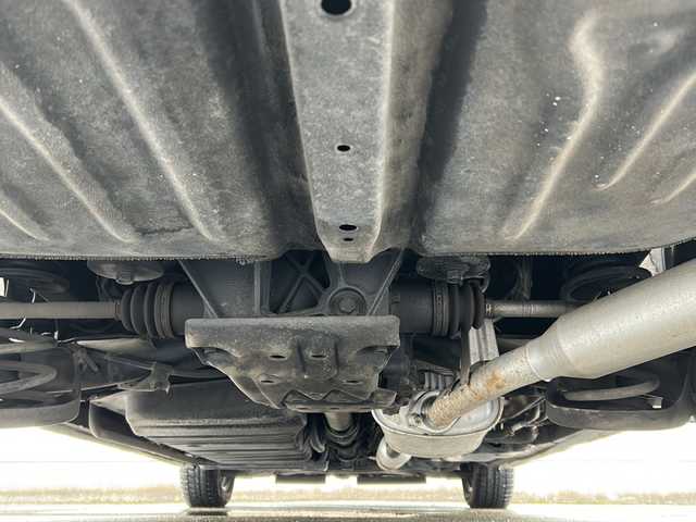 トヨタ エスクァイア Xi 秋田県 2014(平26)年 9.5万km ホワイトパールクリスタルシャイン ・ワンオーナー/・４WD/・寒冷地仕様/・片側パワースライドドア/・純正ナビ/・フルセグTV/・Bluetooth/・後席用モニター/・ETC/・バックカメラ/・オートライト/・スペアキー/・エンジンスターター/・夏タイヤ積込み