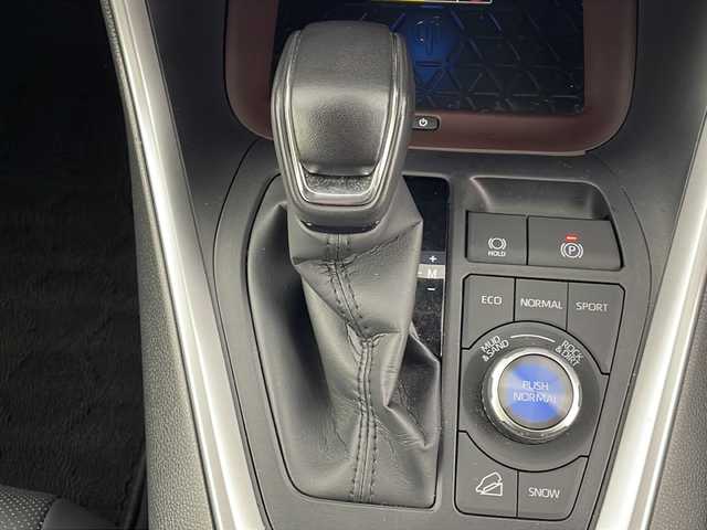 トヨタ ＲＡＶ４ G Zパッケージ 新潟県 2023(令5)年 2.3万km プラチナホワイトパールマイカ 4WD/MODELISTAエアロ/トヨタセーフティセンス/純正メモリナビ/(AM/FM/フルセグ/Bluetooth/AppleCarPlay)/全方位モニター/360度ドライブレコーダー/デジタルインナーミラー/パワーバックドア/レーダークルーズコントロール/LEDオートライト/レザーシート/前席パワーシート/前席シートヒーター/エアシート/運転席メモリーシート/純正19インチアルミホイール/ブラインドスポットモニター/ステアリングヒーター/置くだけ充電/寒冷地仕様/スマートキー/ETX2.0