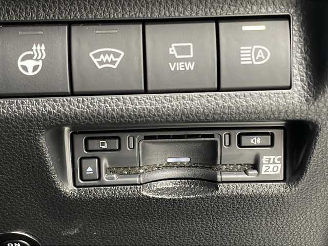 トヨタ ＲＡＶ４ G Zパッケージ 新潟県 2023(令5)年 2.3万km プラチナホワイトパールマイカ 4WD/MODELISTAエアロ/トヨタセーフティセンス/純正メモリナビ/(AM/FM/フルセグ/Bluetooth/AppleCarPlay)/全方位モニター/360度ドライブレコーダー/デジタルインナーミラー/パワーバックドア/レーダークルーズコントロール/LEDオートライト/レザーシート/前席パワーシート/前席シートヒーター/エアシート/運転席メモリーシート/純正19インチアルミホイール/ブラインドスポットモニター/ステアリングヒーター/置くだけ充電/寒冷地仕様/スマートキー/ETX2.0