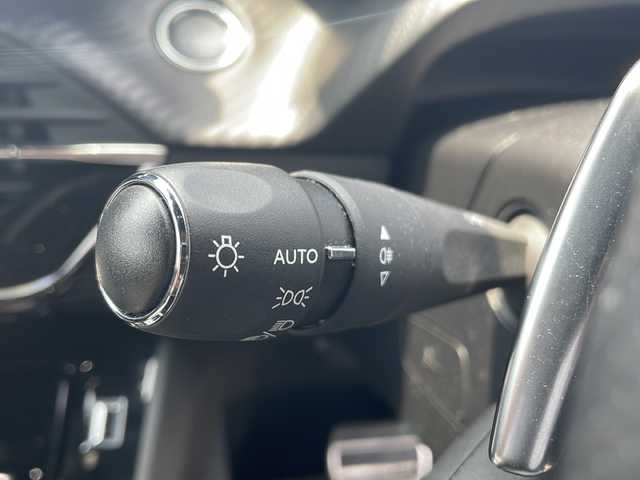プジョー ２０８ GT ライン 山口県 2020(令2)年 7.3万km 青Ｍ ワンオーナー/純正ディスプレイオーディオ/(AM/FM/USB)/バックカメラ/前後ドライブレコーダー/ＥＴＣ/コーナーセンサー/レーンキープアシスト/クルーズコントロール/ハーフレザーシート/パドルシフト/ステアリングスイッチ/オートライト/LEDヘッドランプ/プッシュスタート/スマートキー×２/アイドリングストップ/置くだけ充電/純正アルミホイール/純正フロアマット/取扱説明書/保証書
