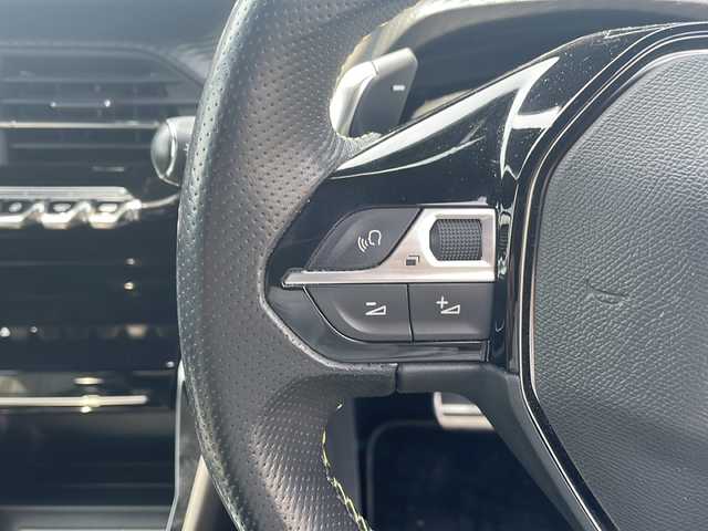 プジョー ２０８ GT ライン 山口県 2020(令2)年 7.3万km 青Ｍ ワンオーナー/純正ディスプレイオーディオ/(AM/FM/USB)/バックカメラ/前後ドライブレコーダー/ＥＴＣ/コーナーセンサー/レーンキープアシスト/クルーズコントロール/ハーフレザーシート/パドルシフト/ステアリングスイッチ/オートライト/LEDヘッドランプ/プッシュスタート/スマートキー×２/アイドリングストップ/置くだけ充電/純正アルミホイール/純正フロアマット/取扱説明書/保証書
