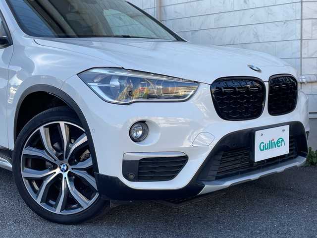 ＢＭＷ Ｘ１ xDrive 18d xライン 神奈川県 2016(平28)年 7.7万km アルピンホワイトⅢ 純正ナビ【CD/DVD/BT/USB】/バックカメラ/前後コーナーセンサー/クルーズコントロール/電動パーキングブレーキ/横滑り防止装置/盗難防止装置/ステアリングスイッチ/オートライト/純正19インチアルミ/ルームミラ一一体型ETC/前後ドライブレコーダー/ステアリングスイッチ/社外フロアマット/ハーフレザーシート/ISOFIX/ホイール付きスタットレスタイヤ積込/取扱説明書/新車時保証書/スペアキー×１