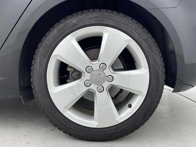 アウディ Ａ３ SB1．4TFSIシリンダーオンデマンド 宮城県 2016(平28)年 9万km ミトスブラックメタリック 禁煙車/純正ナビ/・フルセグTV/・BT.CD.DVD.SD/バックカメラ/クルーズコントロール/コーナーセンサー（前後）/アイドリングストップ/ステアリングスイッチ/パドルシフト/ETC/HIDヘッドライト/純正17インチAW/純正フロアマット/社外ドライブレコーダー