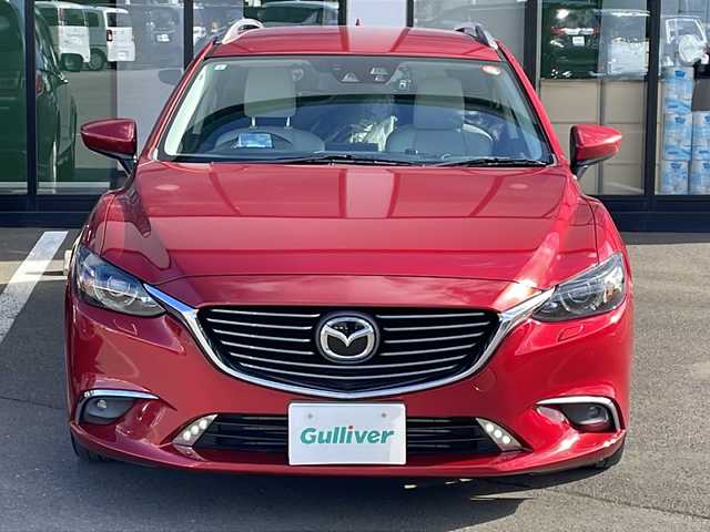 マツダ アテンザ ワゴン XD Lパッケージ 道東・釧路十勝 2015(平27)年 10.6万km ソウルレッドプレミアムメタリック ・４WD/・純正ナビ/（ラジオ・BT・CD・DVD・USB・AUX・フルセグ）/・バックカメラ/・ETC/・アイドリングスストップ/・ヘッドアップディスプレイ/・レーンキープアシスト/・本革ステアリング/・前方ドライブレコーダー/・レーダークルーズコントロール/・コーナーセンサー後方/・BOSEプレミアムサウンド/・レザーシート/・パワーシート/・レーンキープアシスト/・ルーフレール/・横滑り防止装置/・シートヒーター全席/・オートエアコン/・オートライト/・スマートキー/・プッシュスタート/・純正19インチアルミホイール/・純正フロアマット/・LEDヘッドライト/・フロントフォグライト/・リアフォグ/・社外18インチアルミホイール冬タイヤ積込/（2017年製造　3mm山）